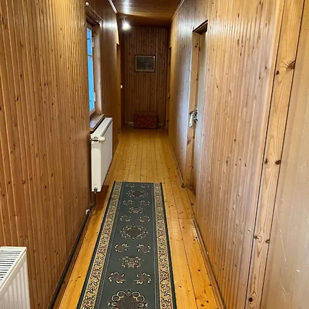 Veskisillamsj Kodumajutus Tueri-Alliku