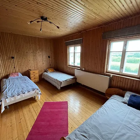 Veskisillamsj Kodumajutus Ostello Tueri-Alliku