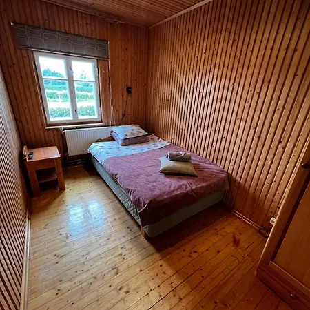 Veskisillamsj Kodumajutus 旅馆 Tueri-Alliku