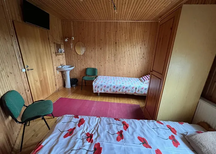 Veskisillamsj Kodumajutus بيت شباب