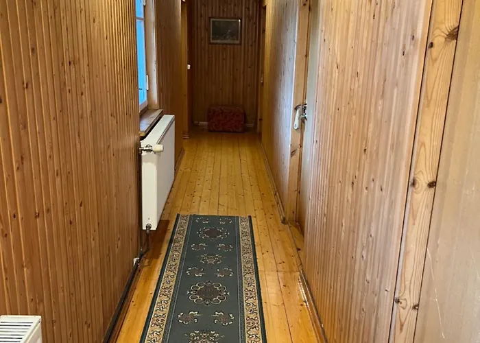 Veskisillamsj Kodumajutus Tueri-Alliku